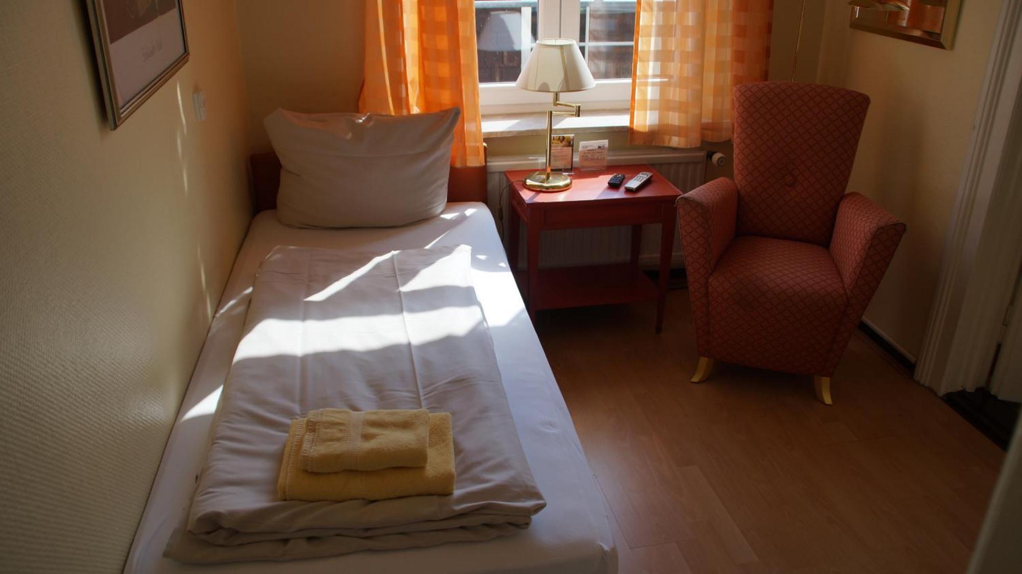 Hotel Alt Lueneburger Kutscherstuben Номер фото