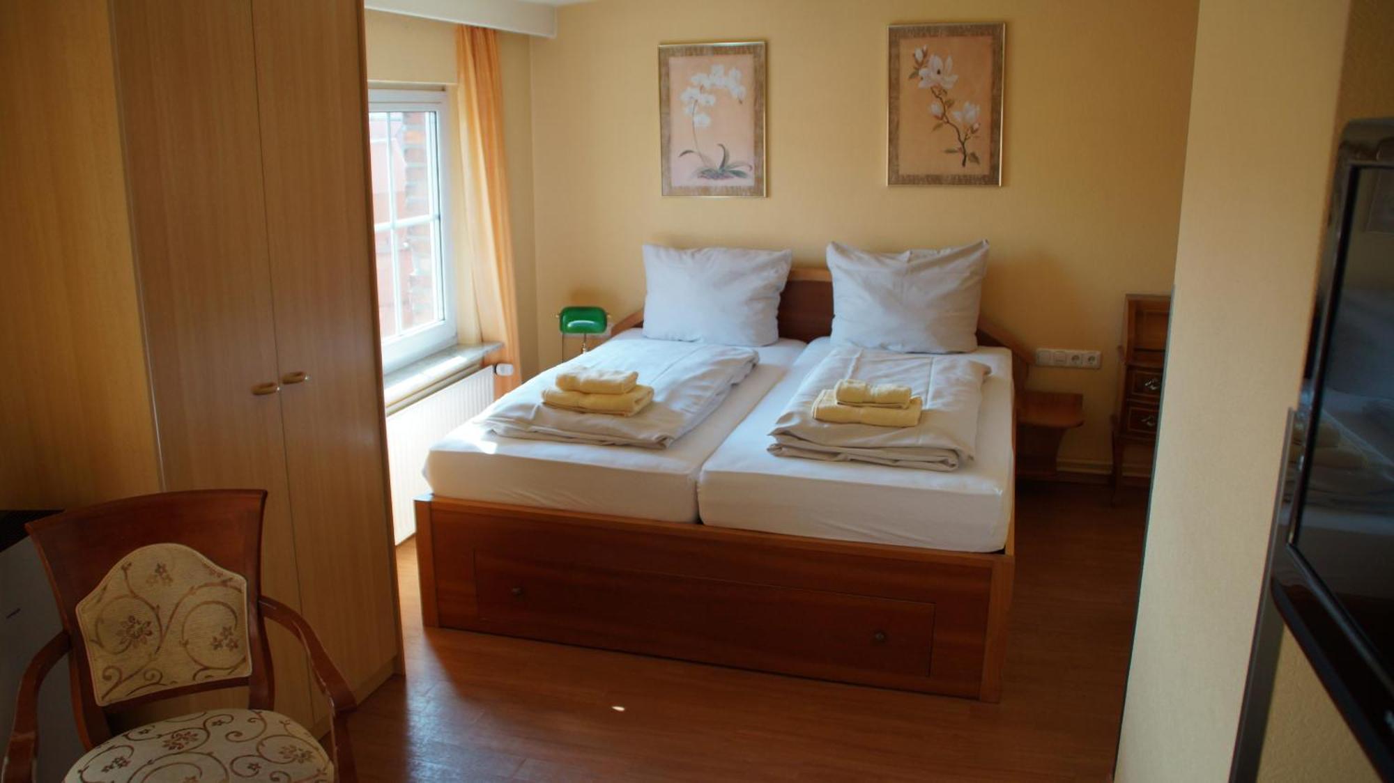 Hotel Alt Lueneburger Kutscherstuben Экстерьер фото